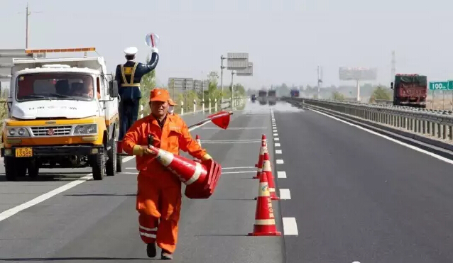 道路作业将有制性标志标线国标约束